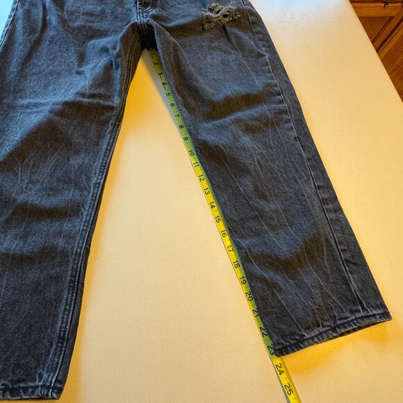 Old Navy Jeans Size 8 Black Button Fly High Rise Slouchy Straight  Distressed - Picture 8 of 12